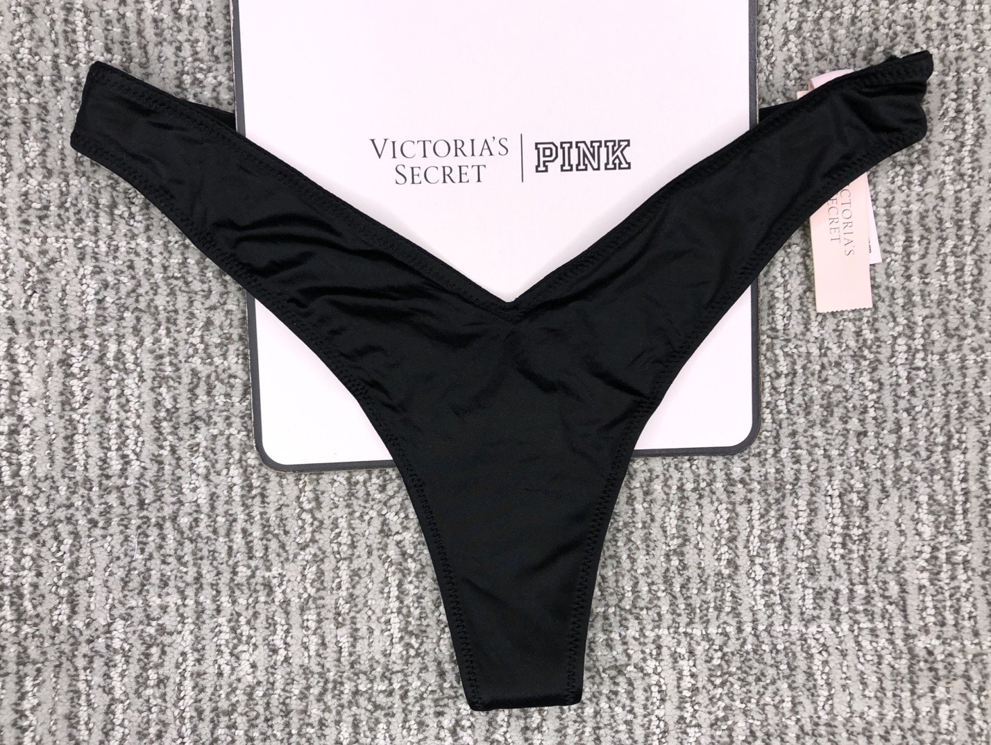 Victorias Secret VerySexy NWT Medium Black Strappy High Leg Thong Panty Hardware