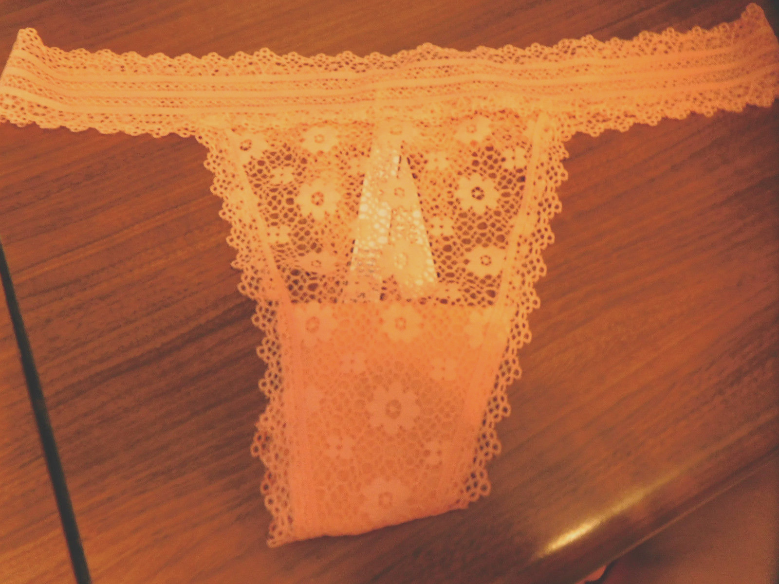 New w/Tag Victoria’s Secret 💲Discounts on 2+💲 🎀Lace Thong 🎀 Size XS,S,M,L,XL