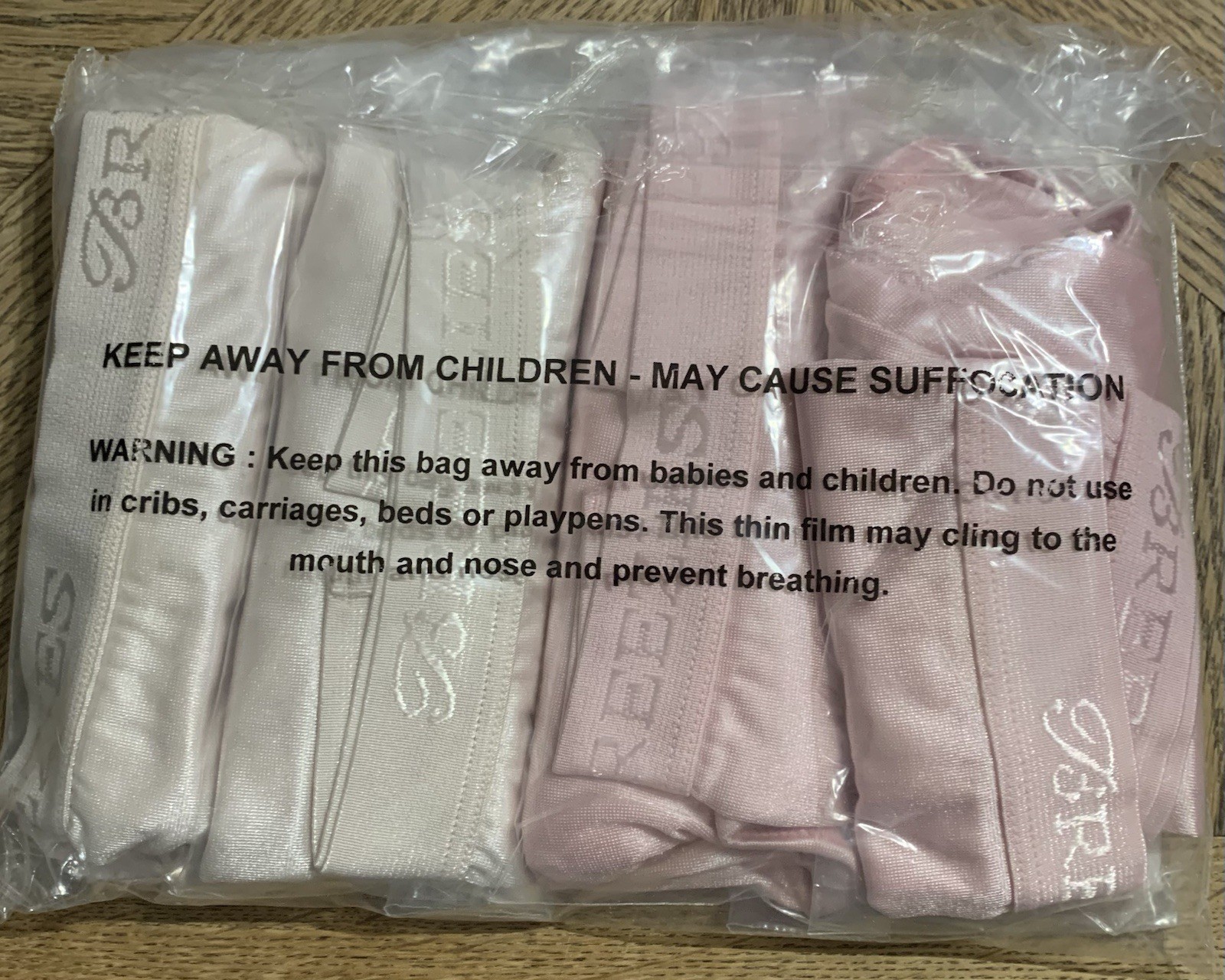 Breezies Set of 4 Nylon Lycra Women’s Briefs Panties w/UltimAir Sz 5 QVC A45691