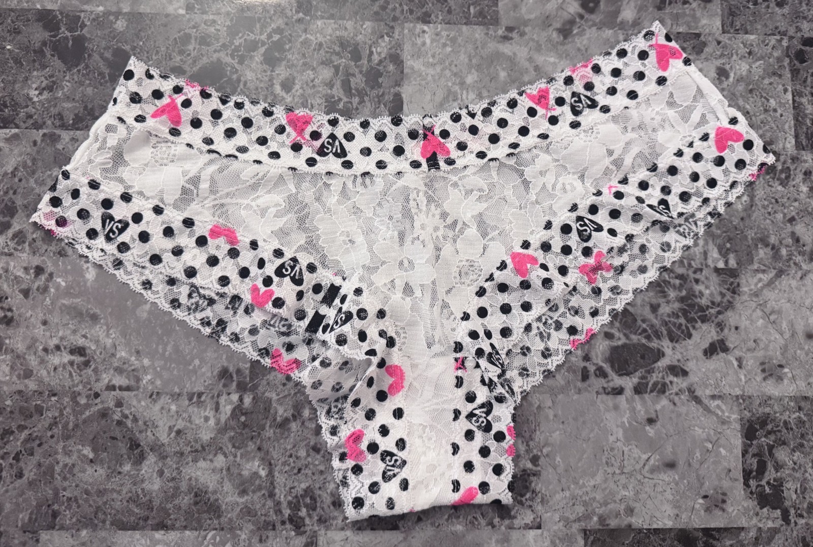 VICTORIA’S SECRET XL WHITE PINK BLACK POLKA DOT FLORAL LACE RARE CHEEKY PANTIES