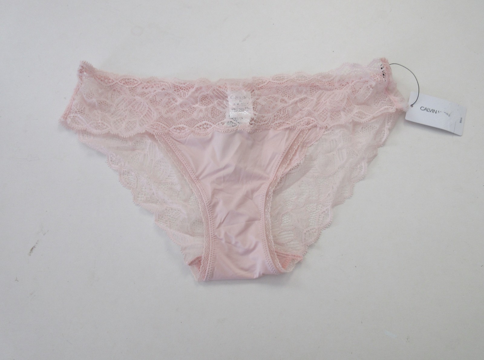 Calvin Klein Seductive Comfort Lace Bikini Panty QF1200 Pink M MSRP $22.00 NWT