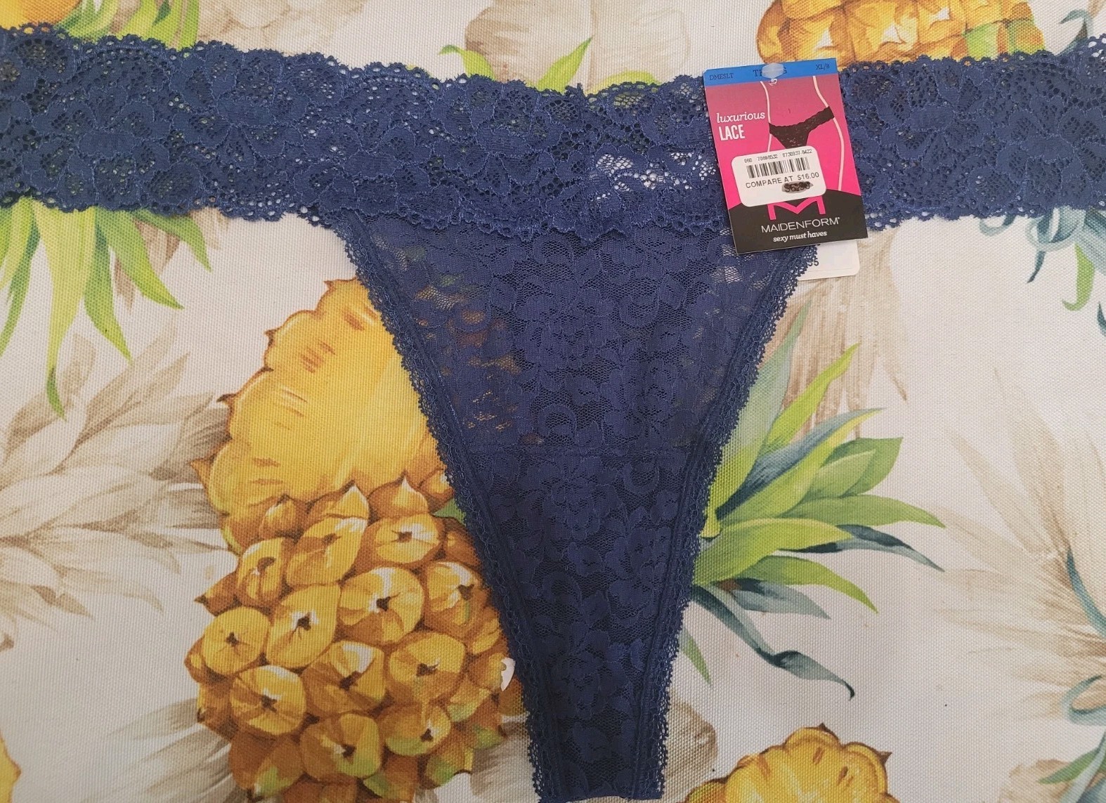 MAIDENFORM LUXURIOUS LACE THONGS #DMESLT ~ XL/8 Royal Navy Blue nwt $13