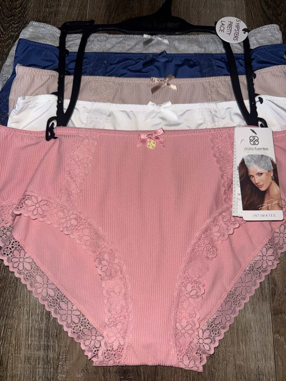 Daisy Fuentes ~ Women’s Hipster Underwear Panties Polyester Blend 5-Pair ~ M