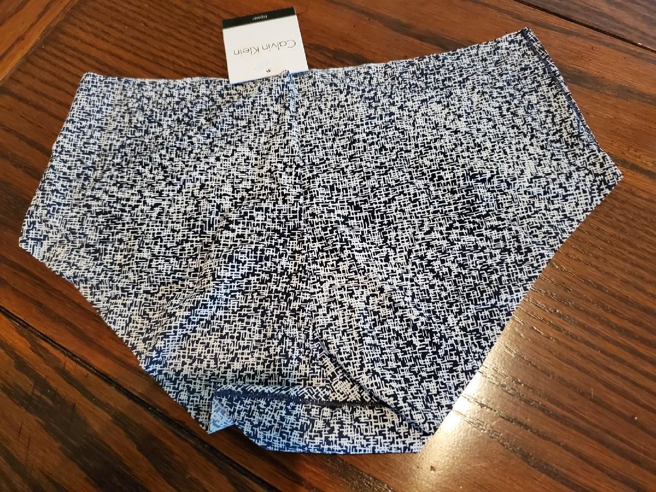 NWT CALVIN KLEIN NYLON SPANDEX MICROFIBER HIPSTER PANTIES GRID D3508 LW2 L