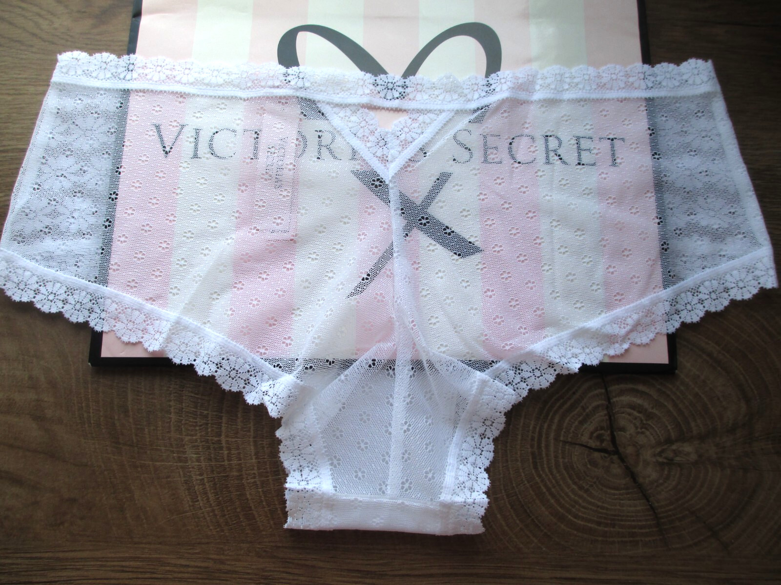 VICTORIA’S SECRET Cheeky Panty VS White Lace S M L XL NWT