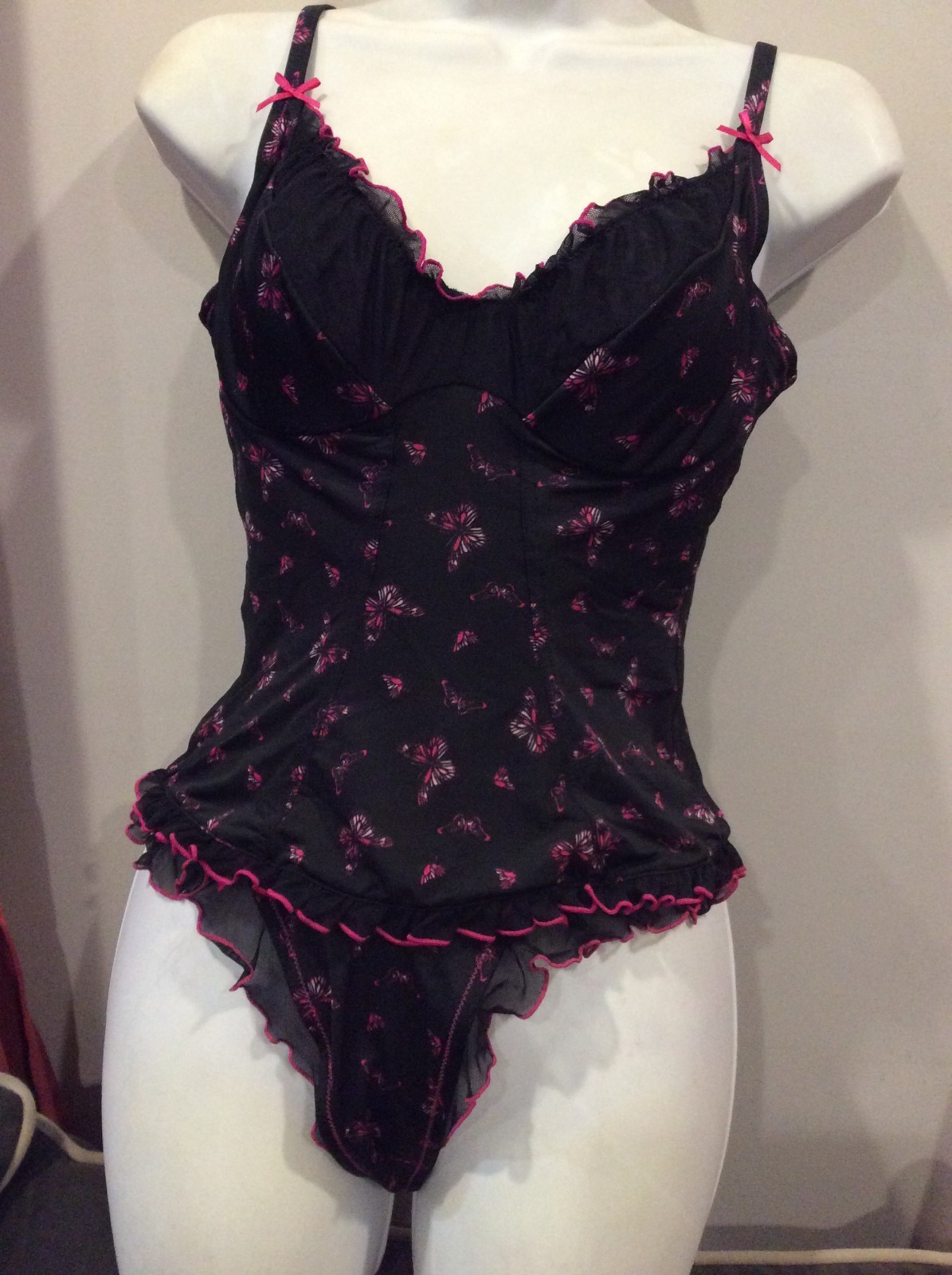 Vintage 2005 Victoria Secret Sexy Little Things Cami Thong Set Size XS/S