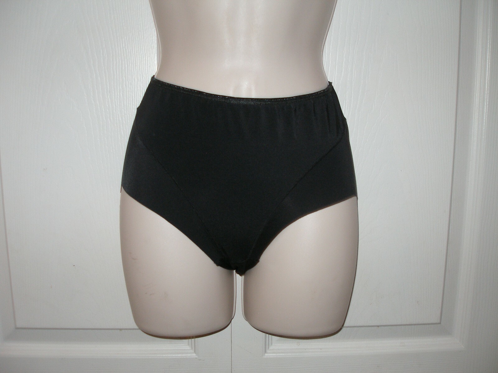 Fruit of Loom Women’s Panties XL Size 8 Stretch Textured Fabric Lightweight