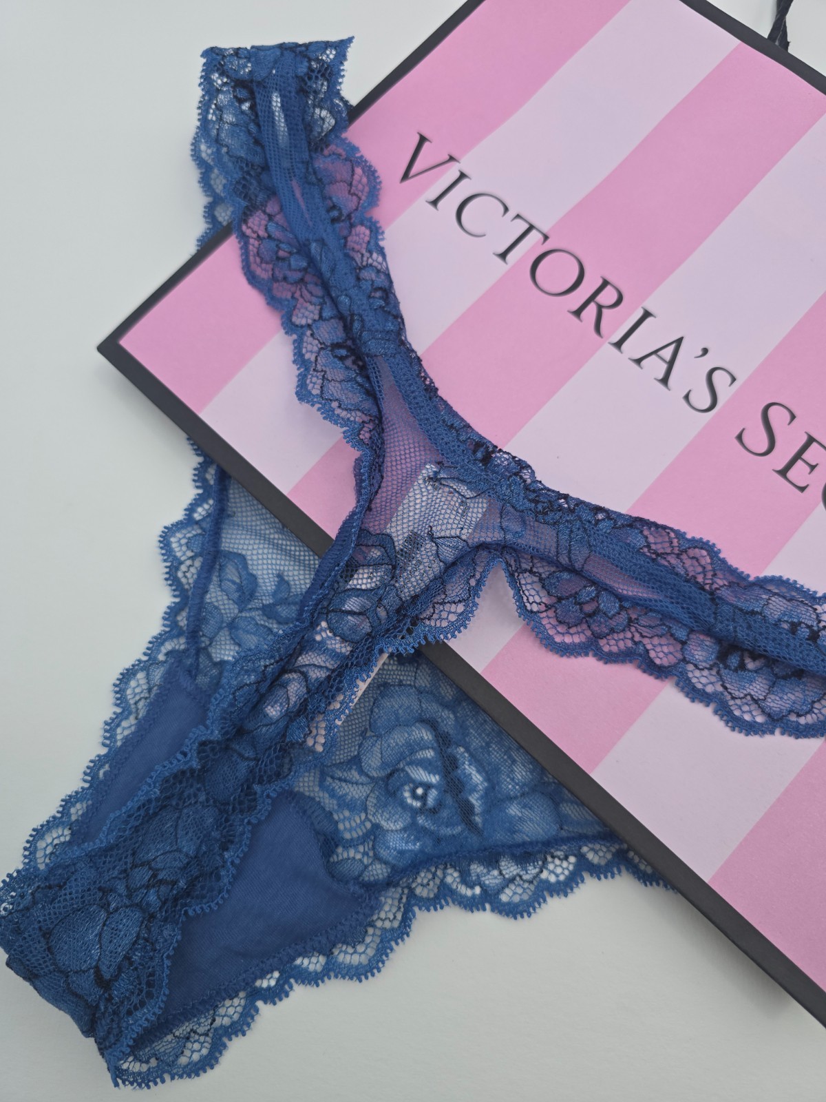 NWT Victoria’s Secret VERY SEXY Rose Lace High-Leg Thong Panty M Denim Blue Lace