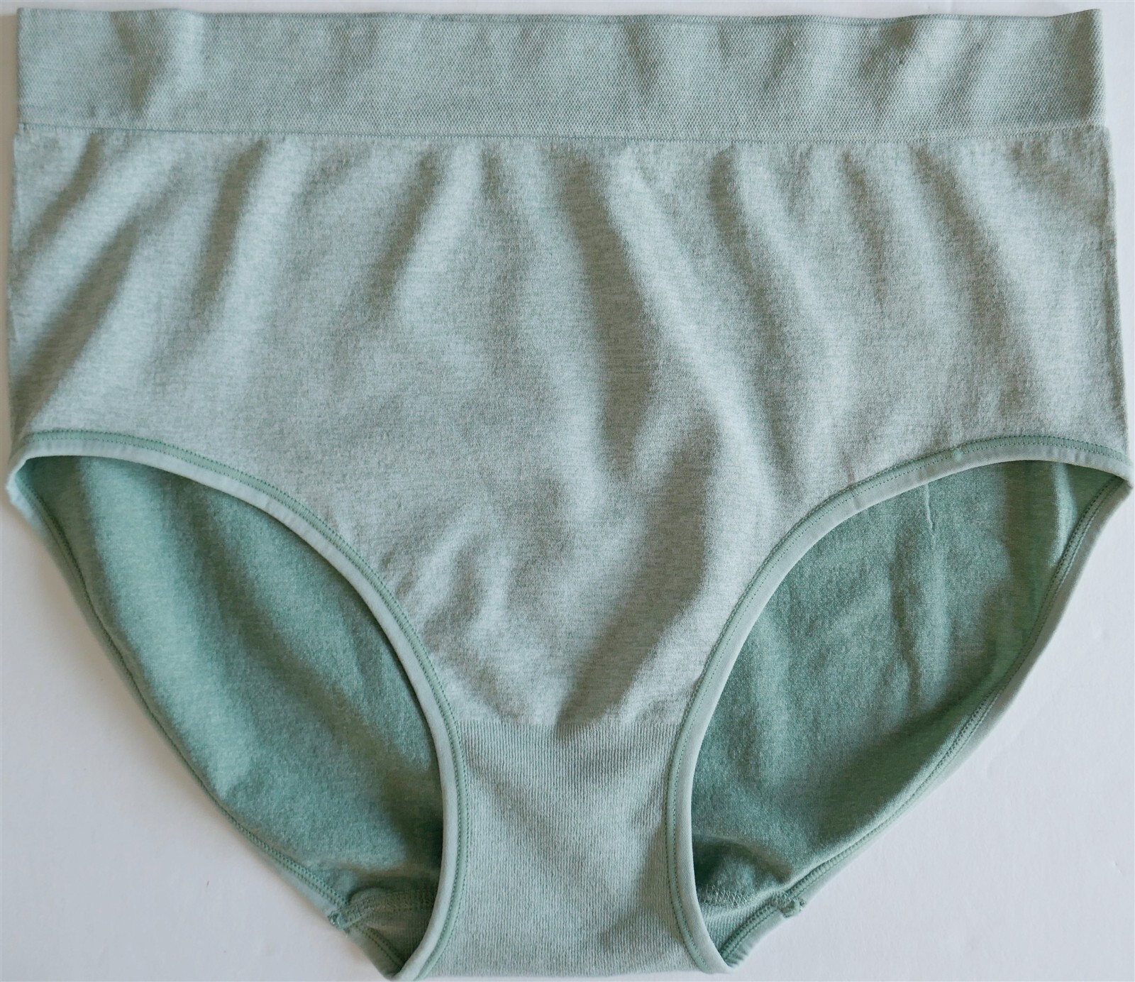 NWOT Yummie Heather Thomson Green Seamless Retro Brief Women L Nylon/Poly/Spandx