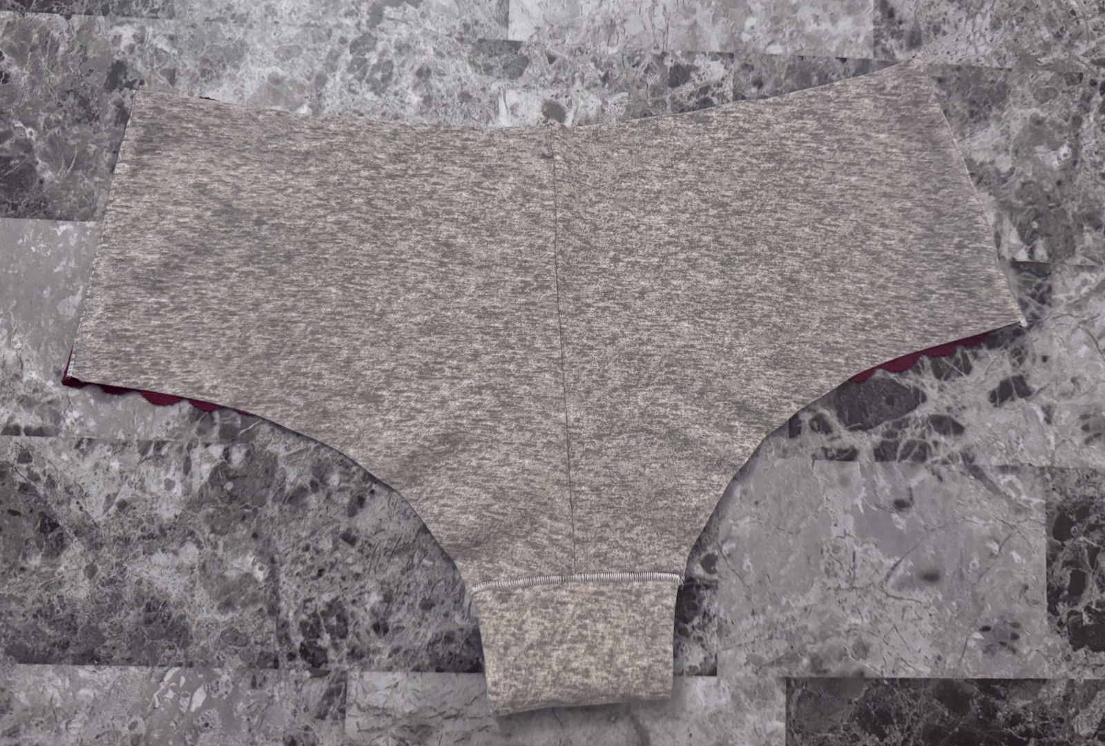 NWT VICTORIA’S SECRET PINK S GRAY MAROON FLORAL LACE NO SHOW CHEEKSTER PANTIES
