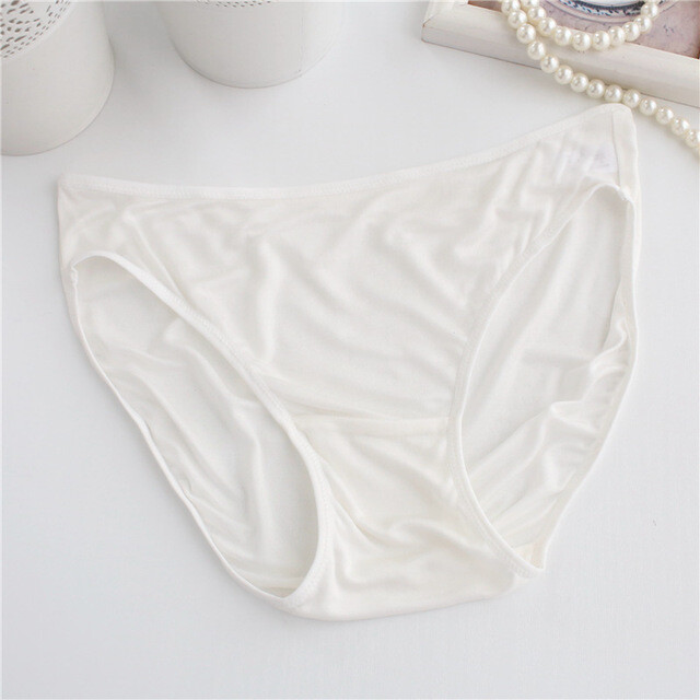 100% Mulberry Silk Underwear For Women Briefs Thin Silk Lady Panties Popular New