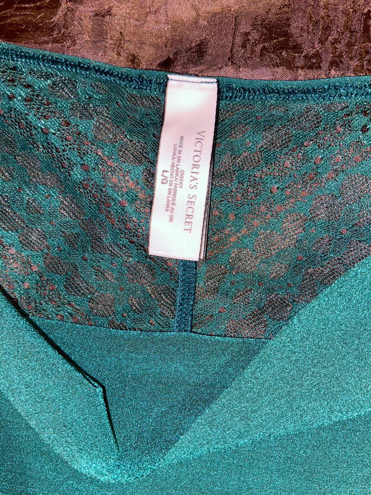 Victoria’s Secret Dark Green Seamless Front Lace Back Cheeky Size L NWOT