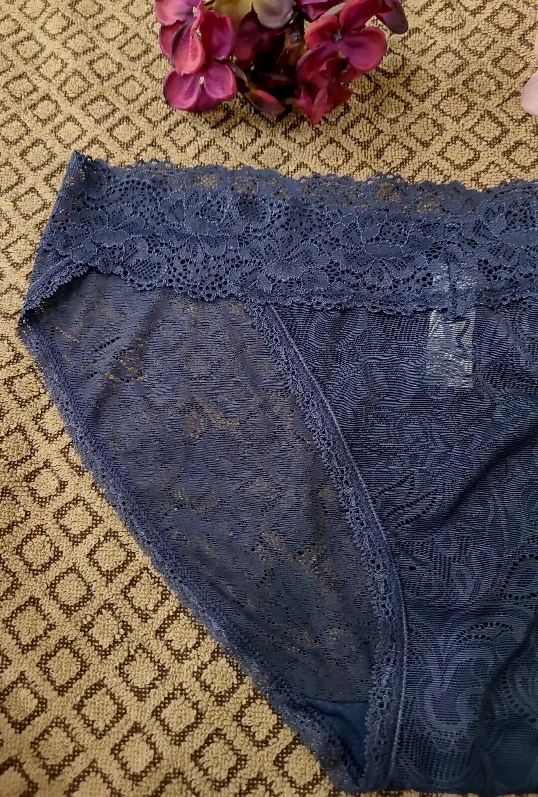 7/L MAIDENFORM Luxurious SeXy Slinky Stretch Lace Blue V Waist Bikini Panty NWT