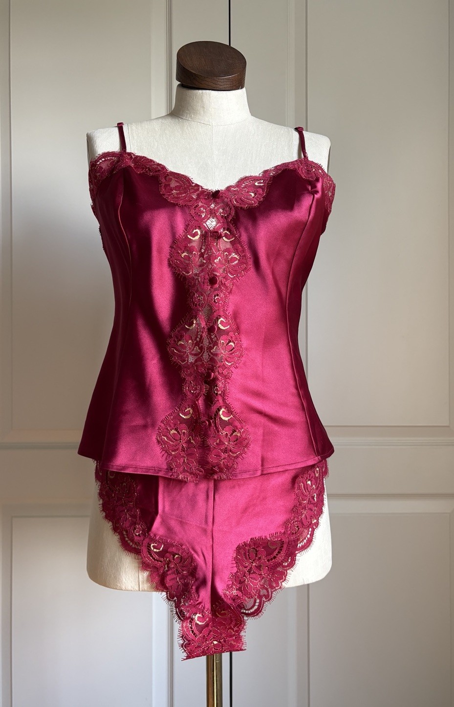 Camisole/Tap Pant Set by Secrets In Lace Talia Collection Red Size Small
