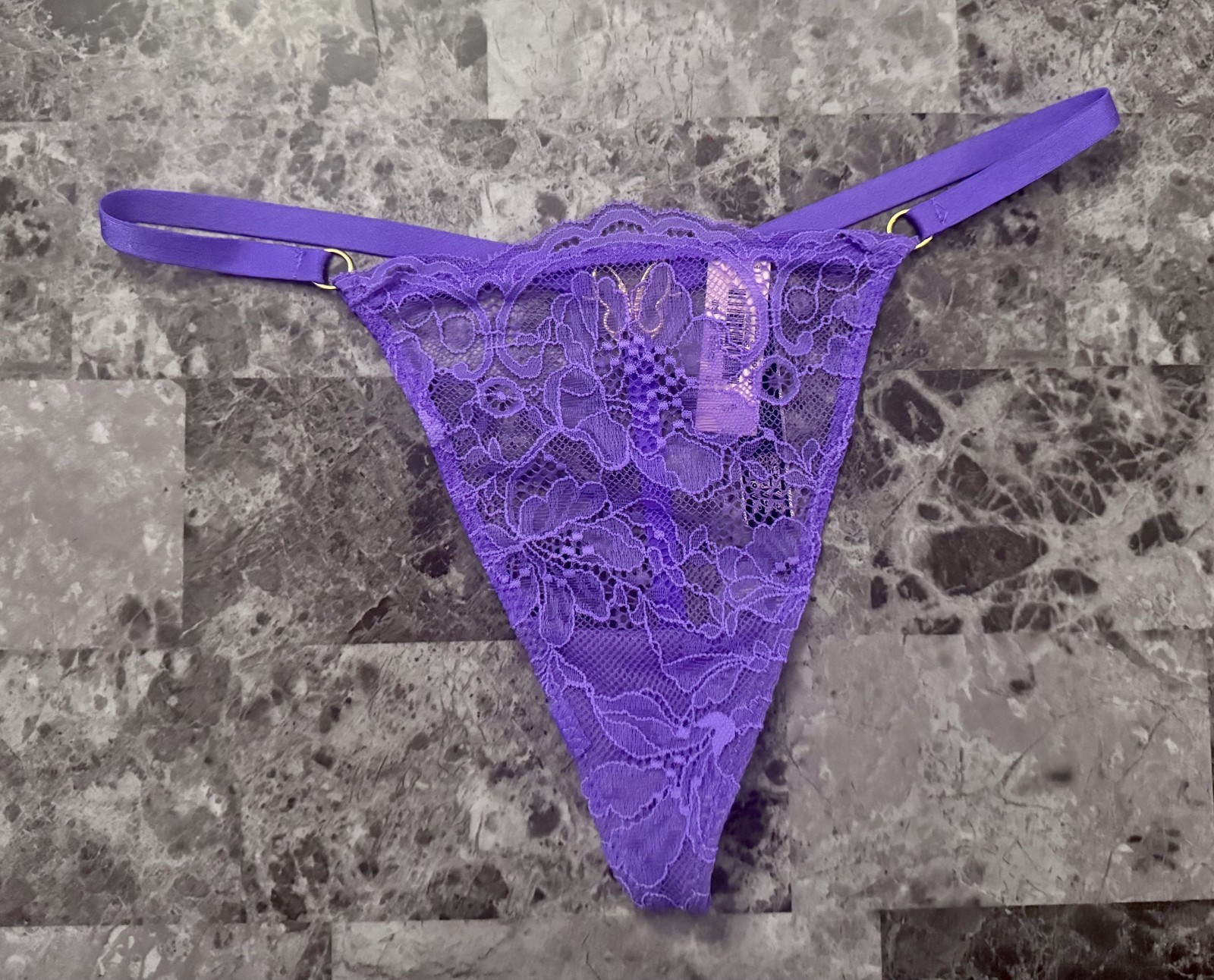 NWT VICTORIA’S SECRET SMALL PURPLE LACE GOLD BUTTERFLY BACK V STRING PANTIES