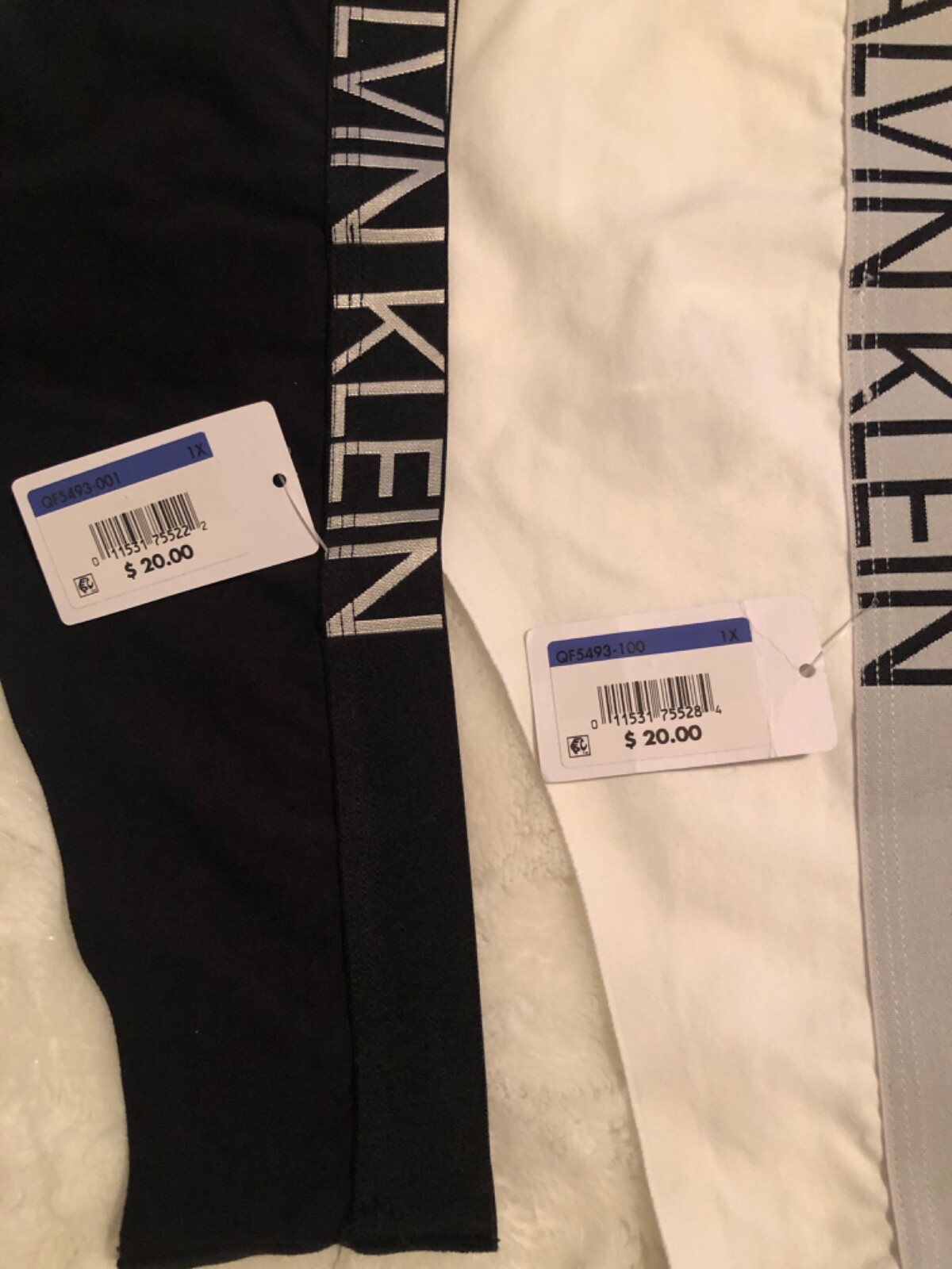 CALVIN KLEIN plus size 1X women’s thong Lot of 2 Logo waistband white black