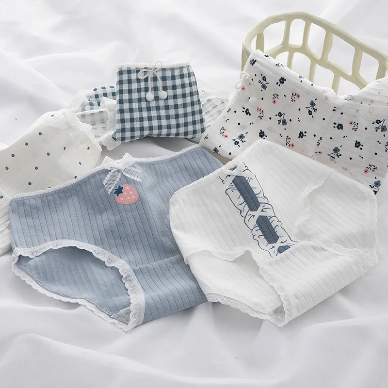 Low Rise Cotton Panties Women Cartoon Print Seamless Soft Stretch Comfort 7 Pcs