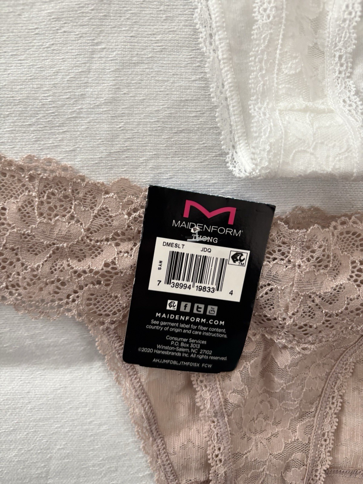 NEW Maidenform Luxurious Lace Thong Xlarge 8 MultiColor DMESLT 2 Pair Panties