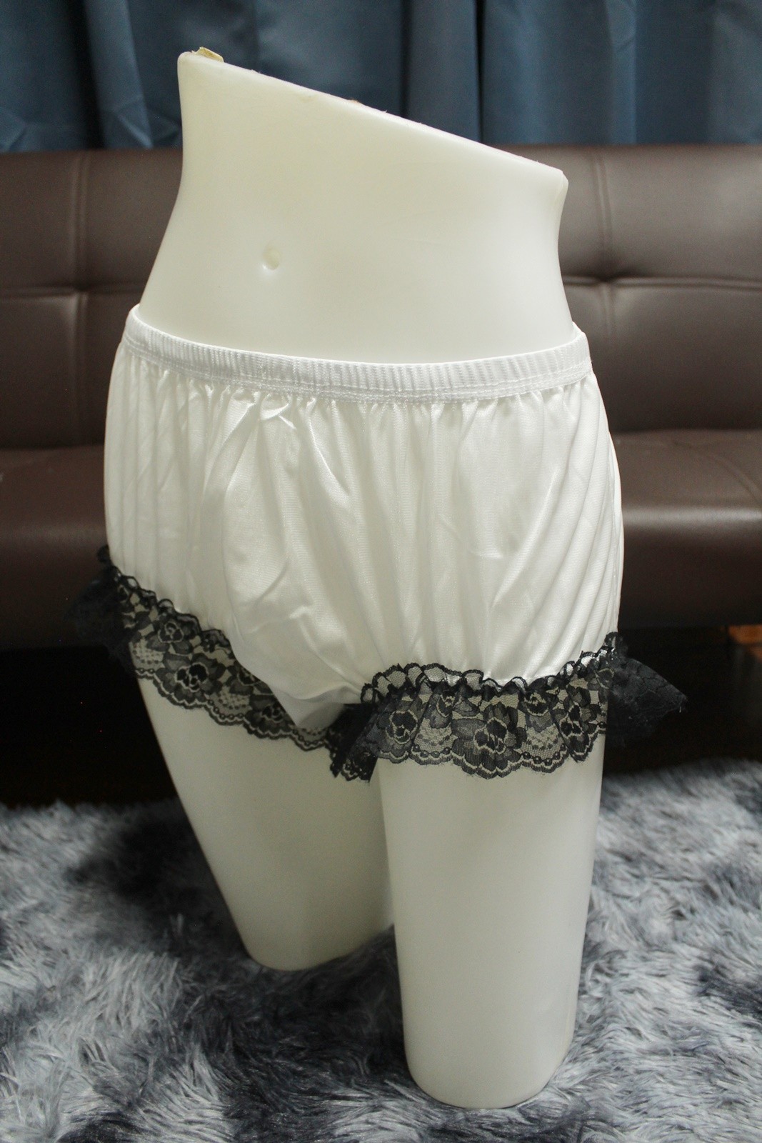 #A329 2XL/ElasticW.24-42″ Vintage Style 2PCS Black Nylon Half Slip + White Brief