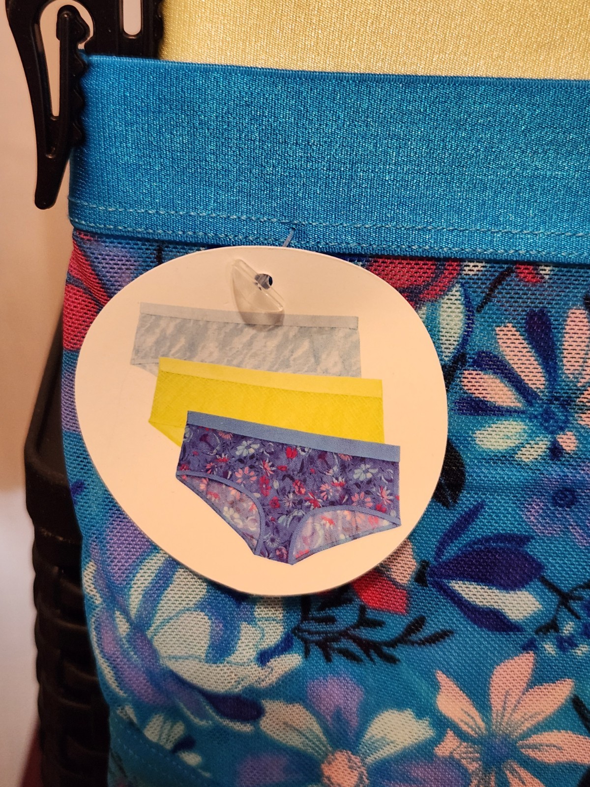 No Boundaries 3-Pair Women’s Hipster Panties XXL 19 BNWT Pretty Colors