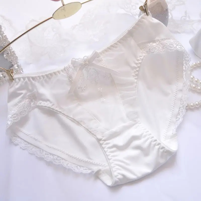 Low Rise Panties Lace Embroidery Sheer Ruffle Seamless Soft Underwear Briefs