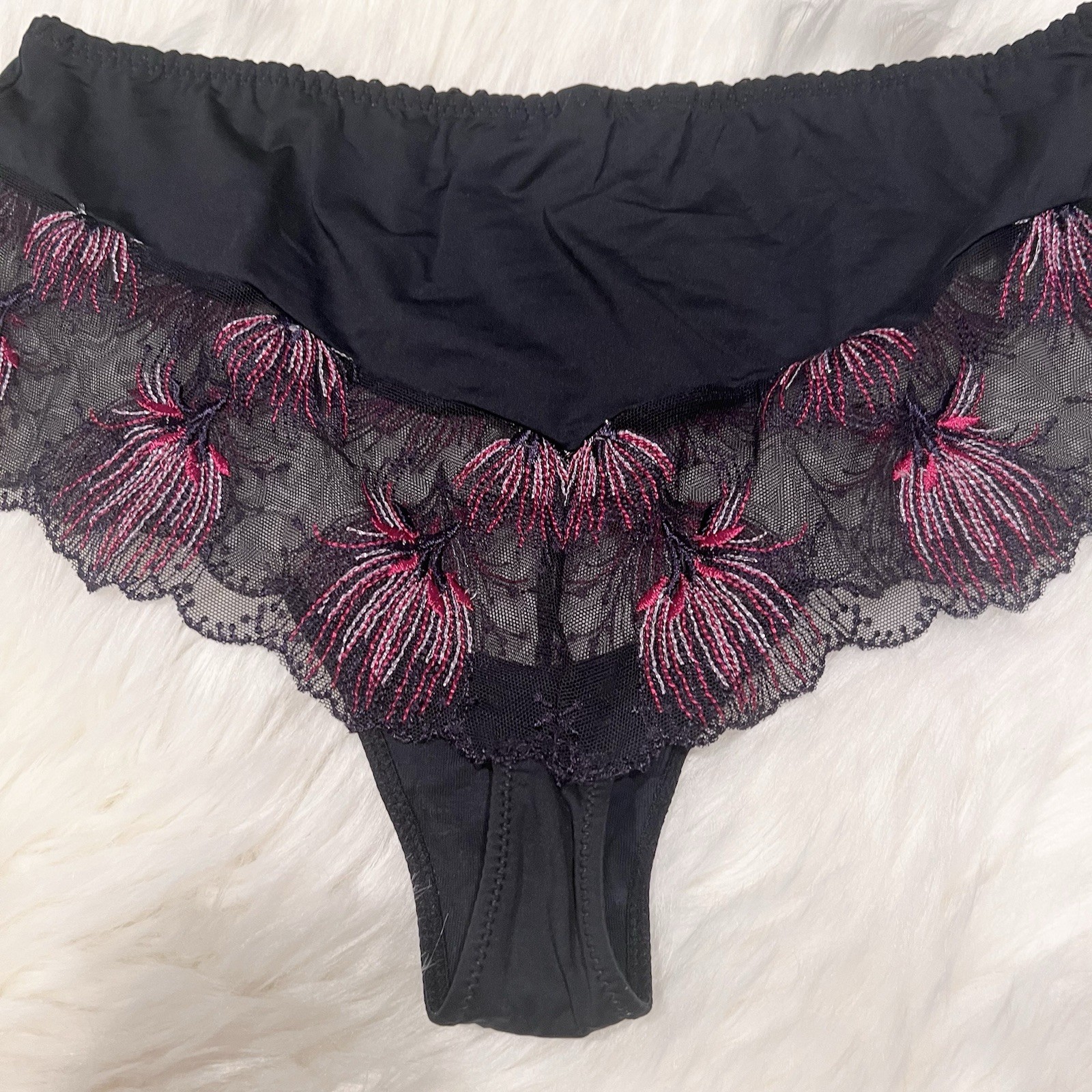 NEW Prima Donna Panties Sz 8 Fireworks Luxury Thong Embroidered Lace Black Pink