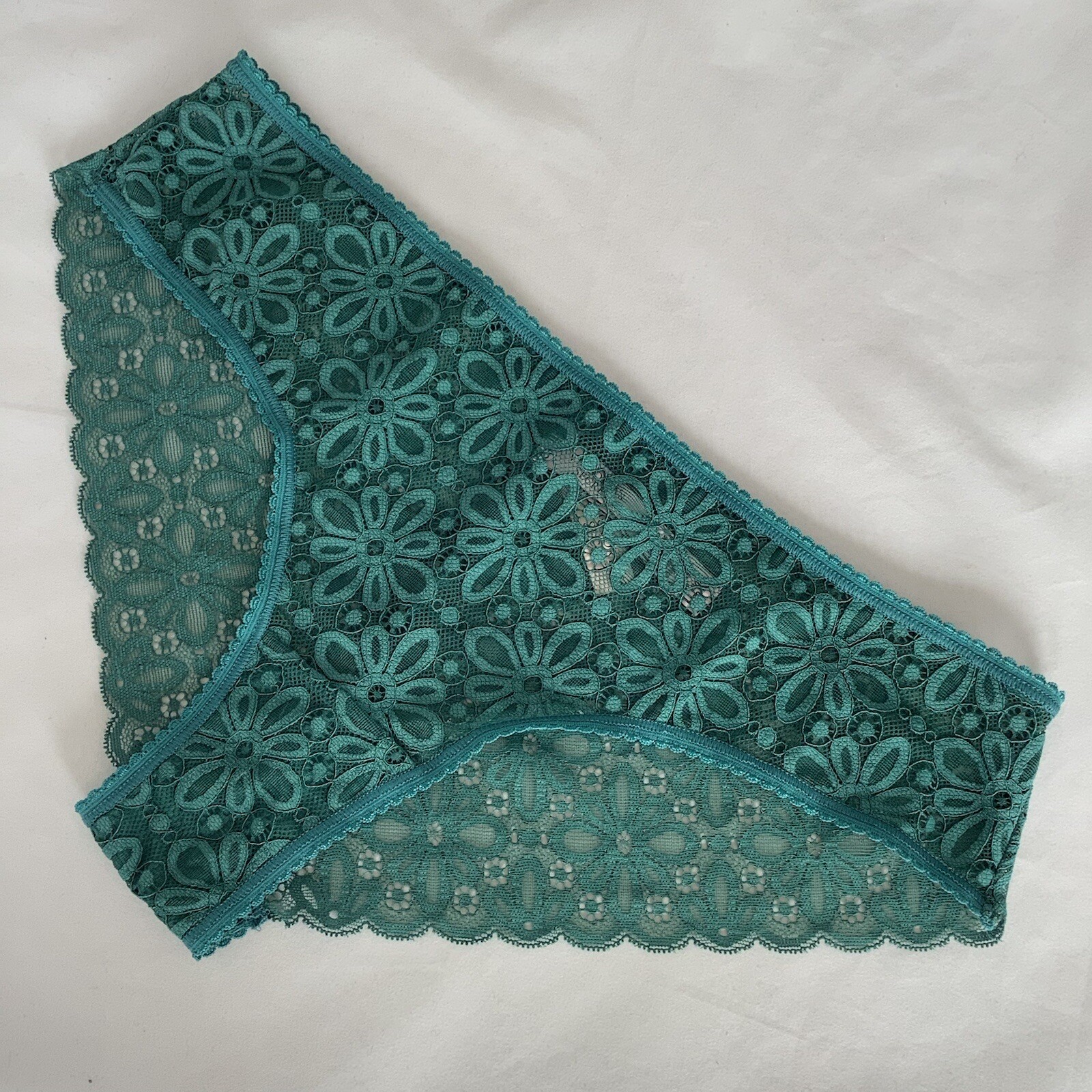 Victoria’s Secret Jade Green Floral Pattern Lace Cheeky Panties – Size L – BNWT