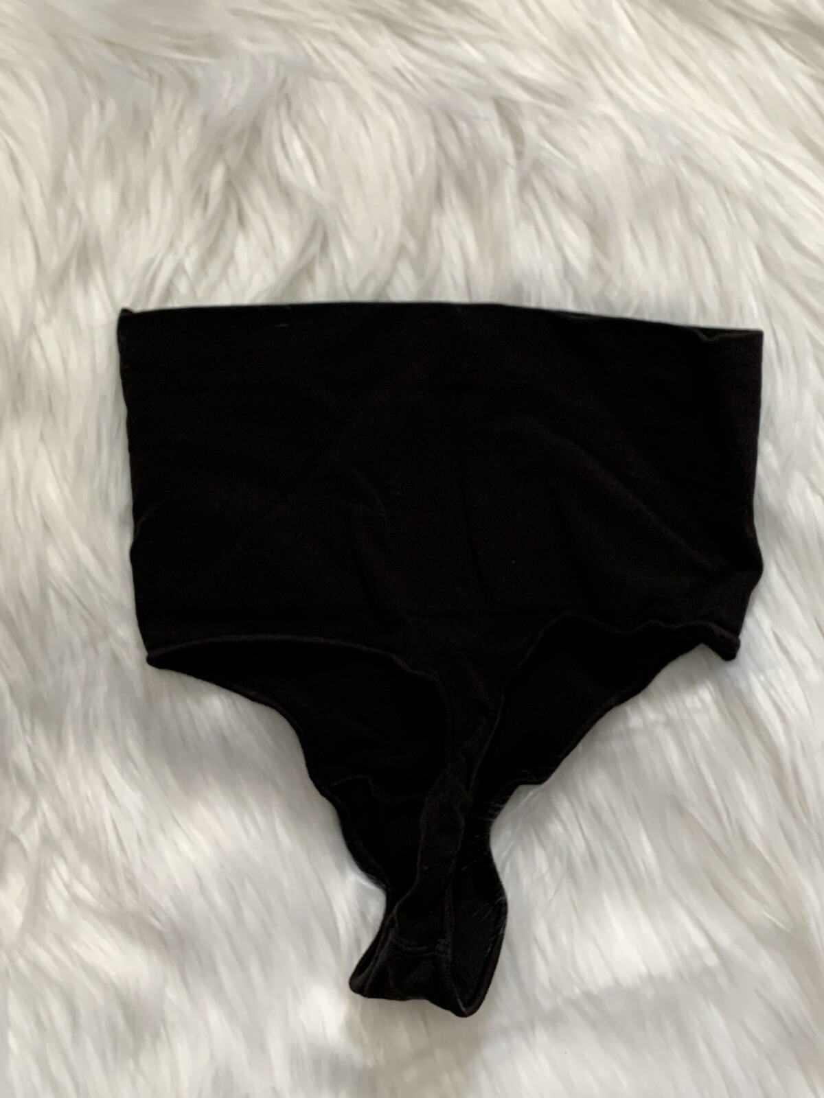 Skims Kim Kardashian Core Control Thong Panty In Color Onyx Sz XXS/XS W/Box