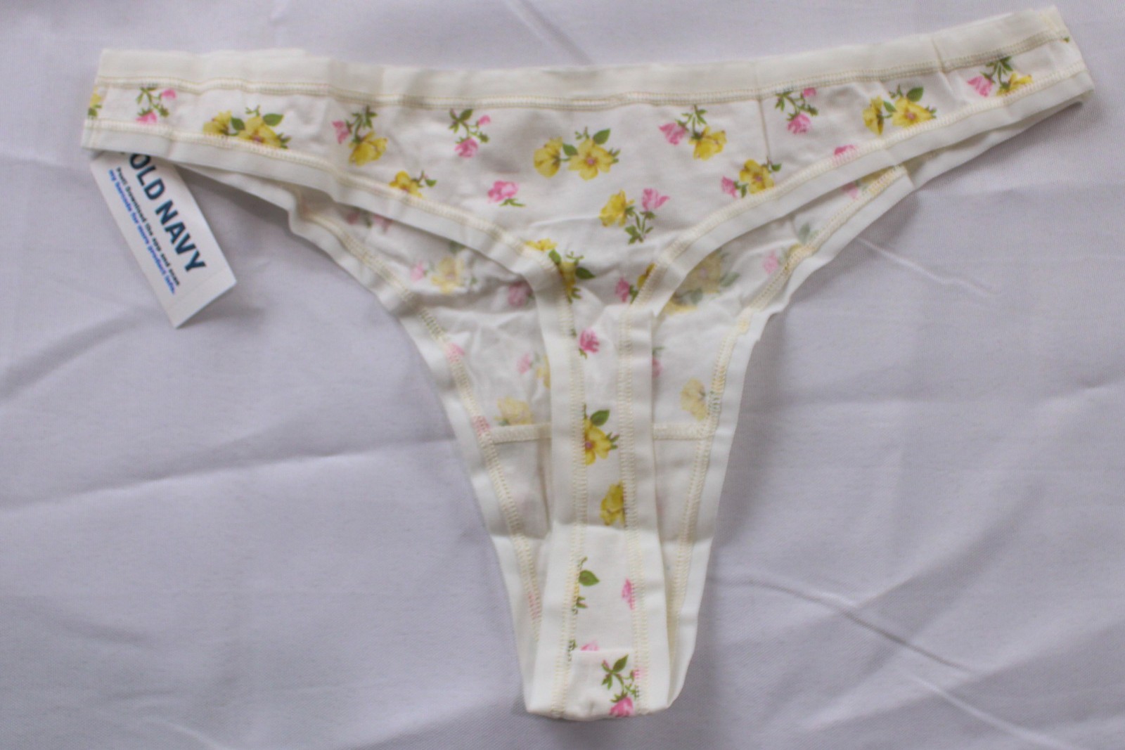 Old Navy Women’s 6-Pack Low-Rise Everyday Cotton Thong DH3 Multicolor Medium NWT