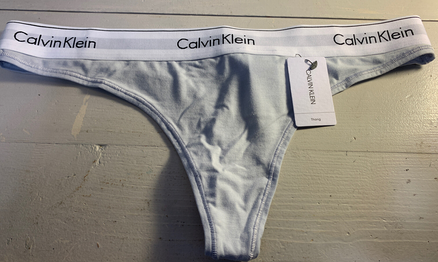Calvin Klein Women’s Thong Size Large White Cotton Modal Elastane NEW