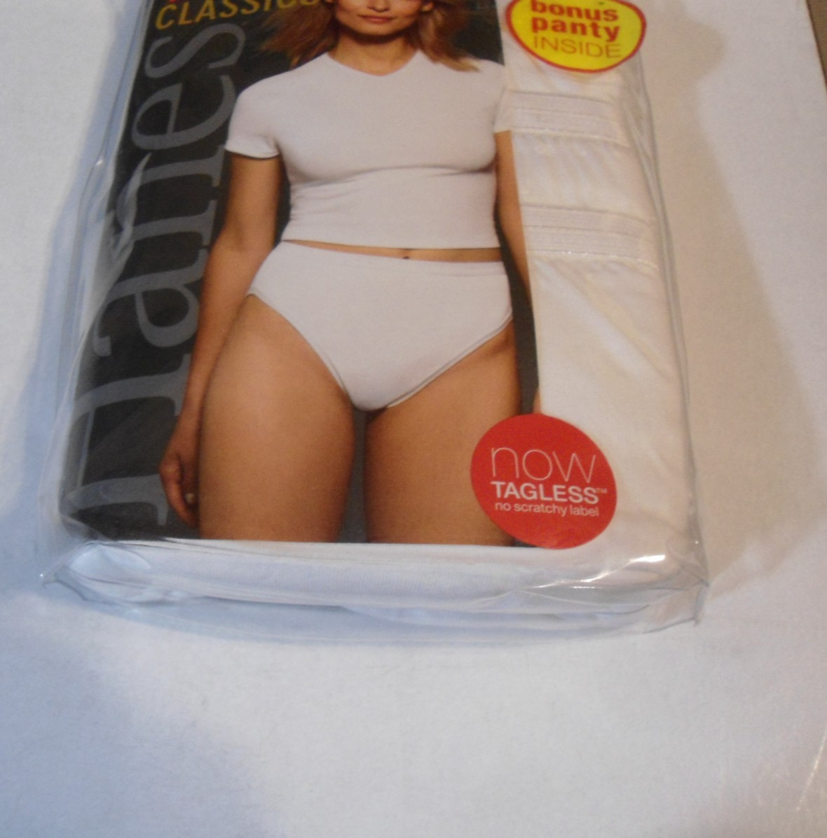 One 4 Pair Pkg of Hanes Cotton Hi-Cut Tagless Panties – Wht Size 8 – 2004 Stock