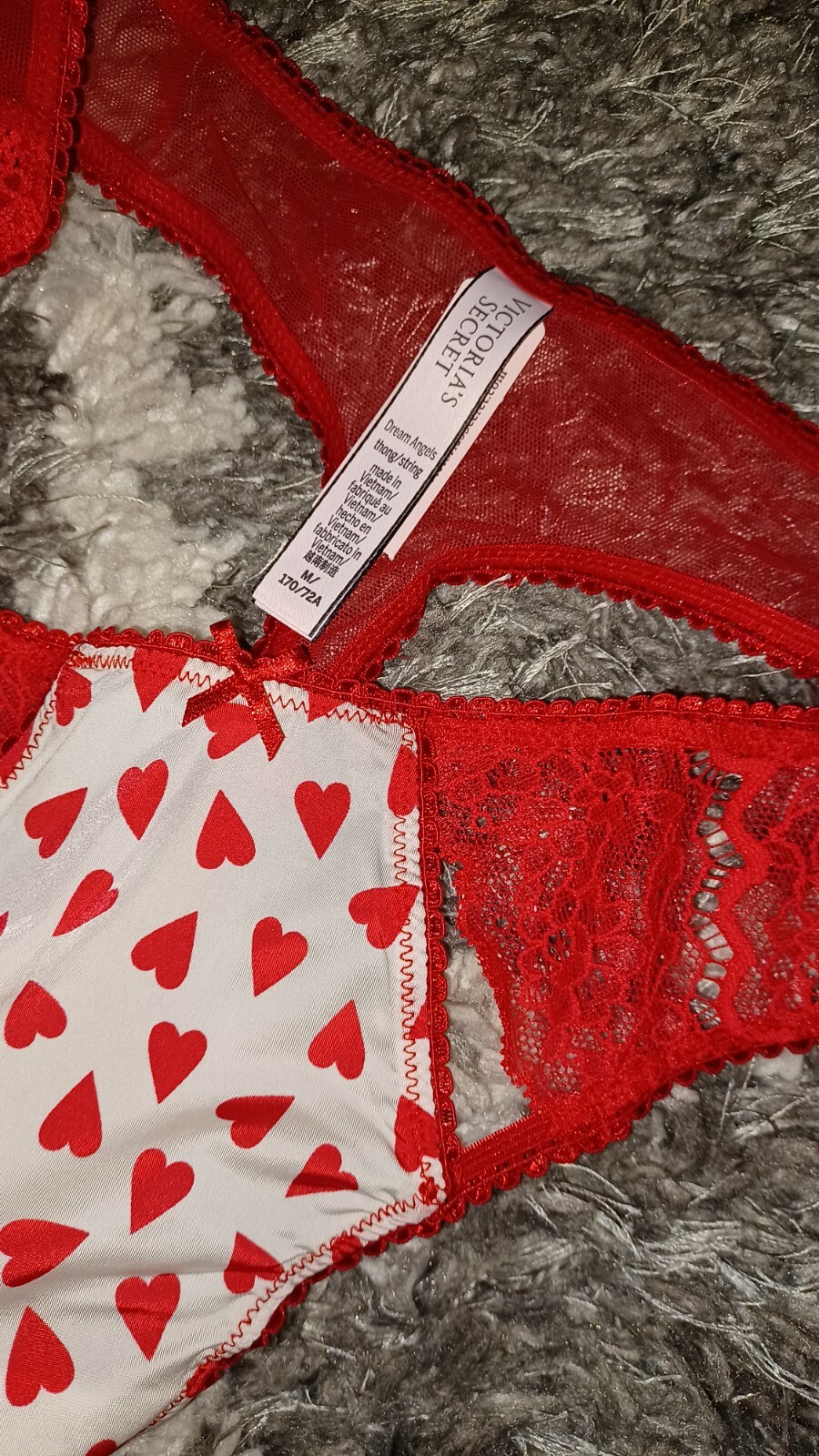 VS dream angel heart mesh ruched thong panty NEW medium white/red Valentines