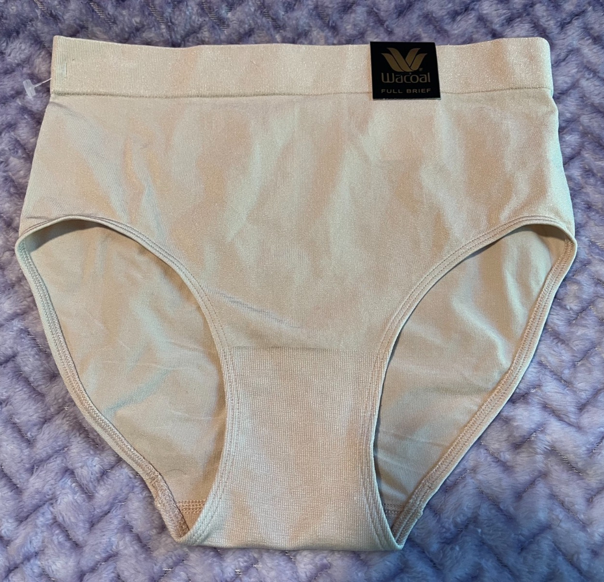 WACOAL B-SMOOTH 838175 SEAMLESS FULL SHAPING BRIEF PANTY NUDE SZ 6 MED – NEW
