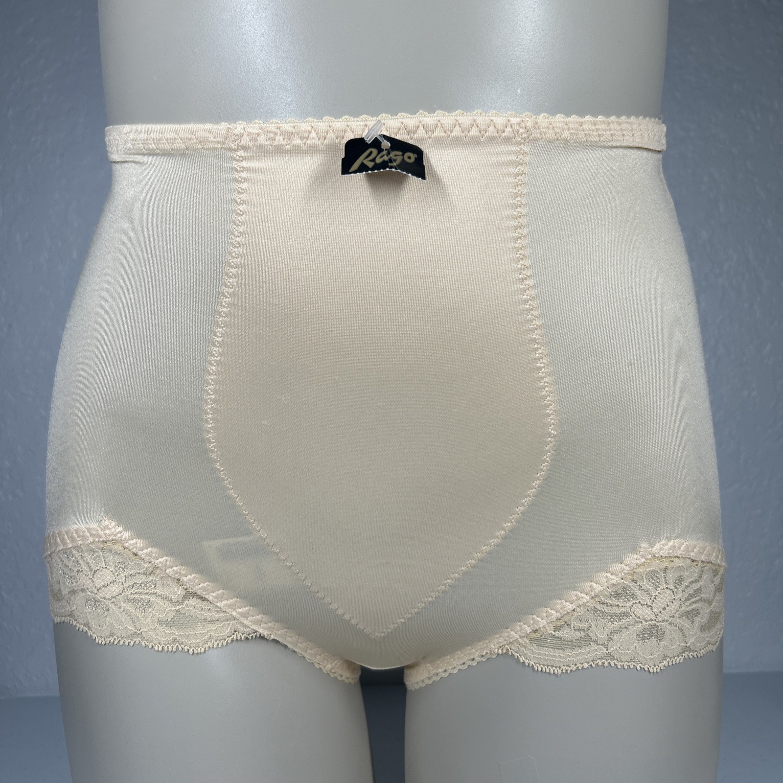 RAGO 919 Panty Brief Light Shaping Size S/26 NWT
