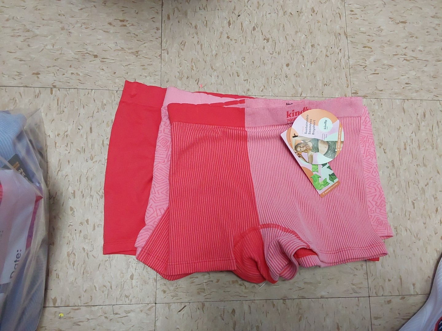 Nwt Kindly Womens Plus Seamless Boy Shorts Red 3 Pk XXXL Poly Spandex
