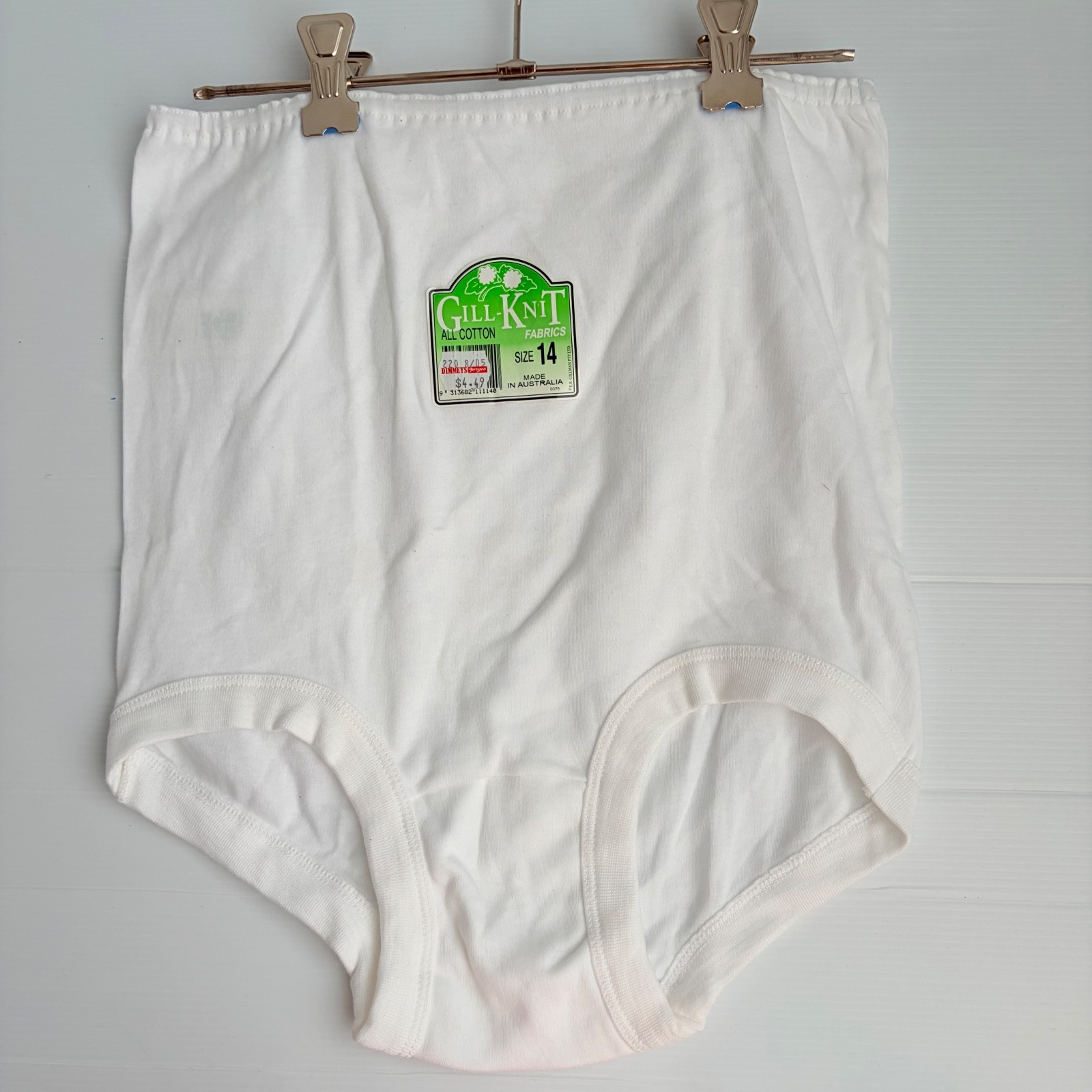 Vintage Gill-Knit Fabrics Woman Size 14 Full Brief Waist 70 cm White Undies NOS