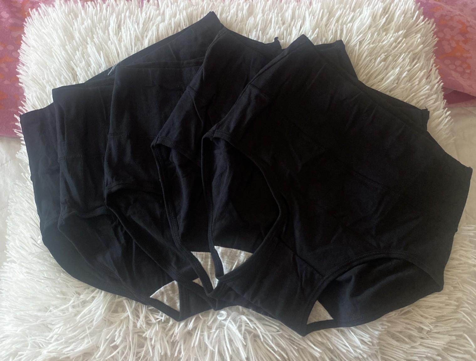 Lot of 5 Women’s Black Panties Underwear Size Med Briefs Seamless Soft Stretch