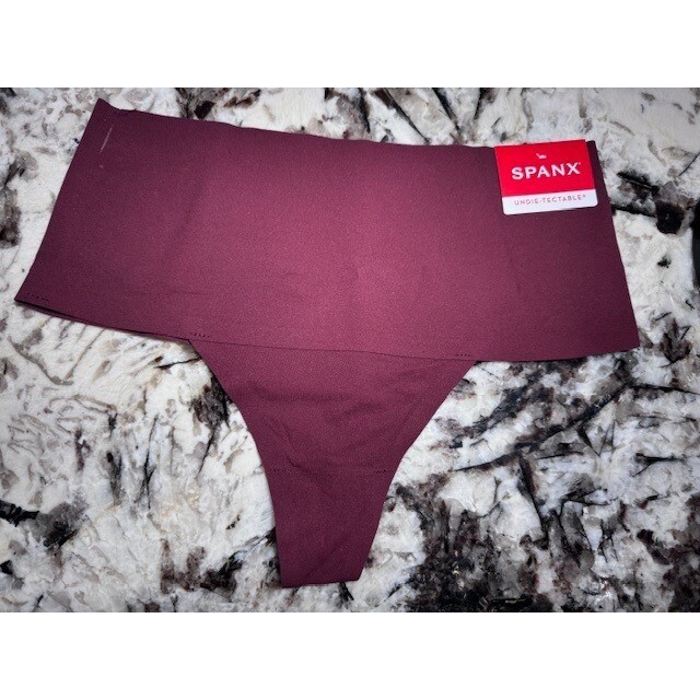 NWT SPANX undie-tectable wine sangria thong Size Small