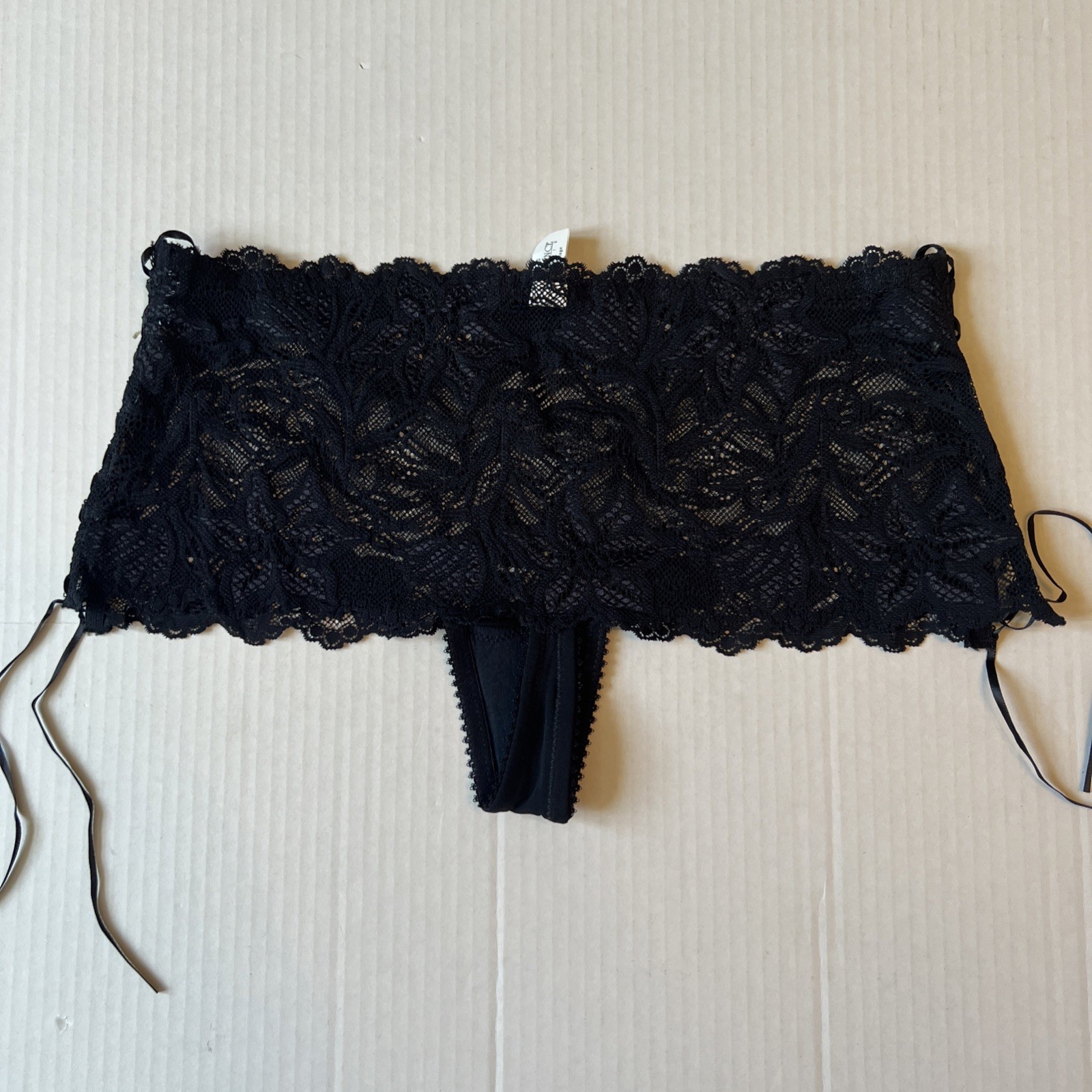 Lily Of France Sz S Lingerie By Creaciones Vantage Lace Thong Black NWOT
