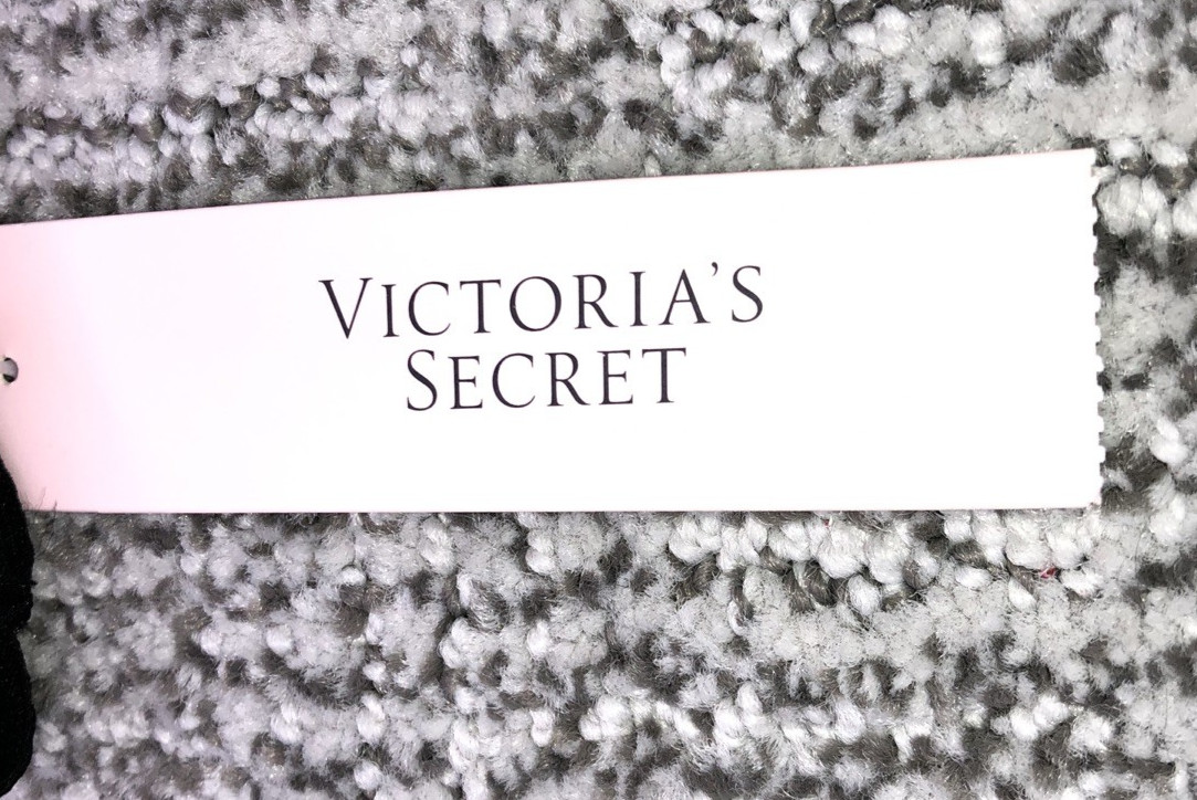Victorias Secret VerySexy NWT Medium Black Strappy High Leg Thong Panty Hardware