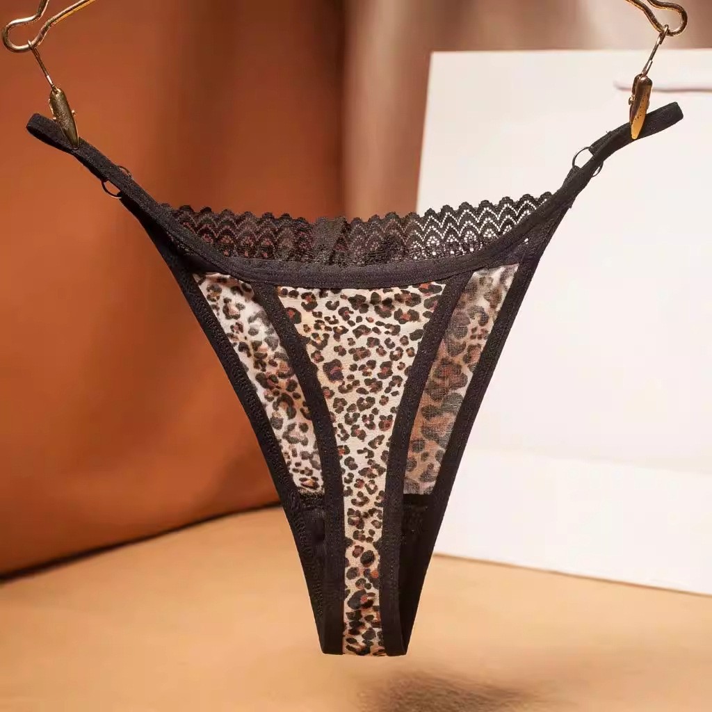 Plus Size Sexy Seamless Ice Silk Panties Leopard Thong Low-waisted Underwear