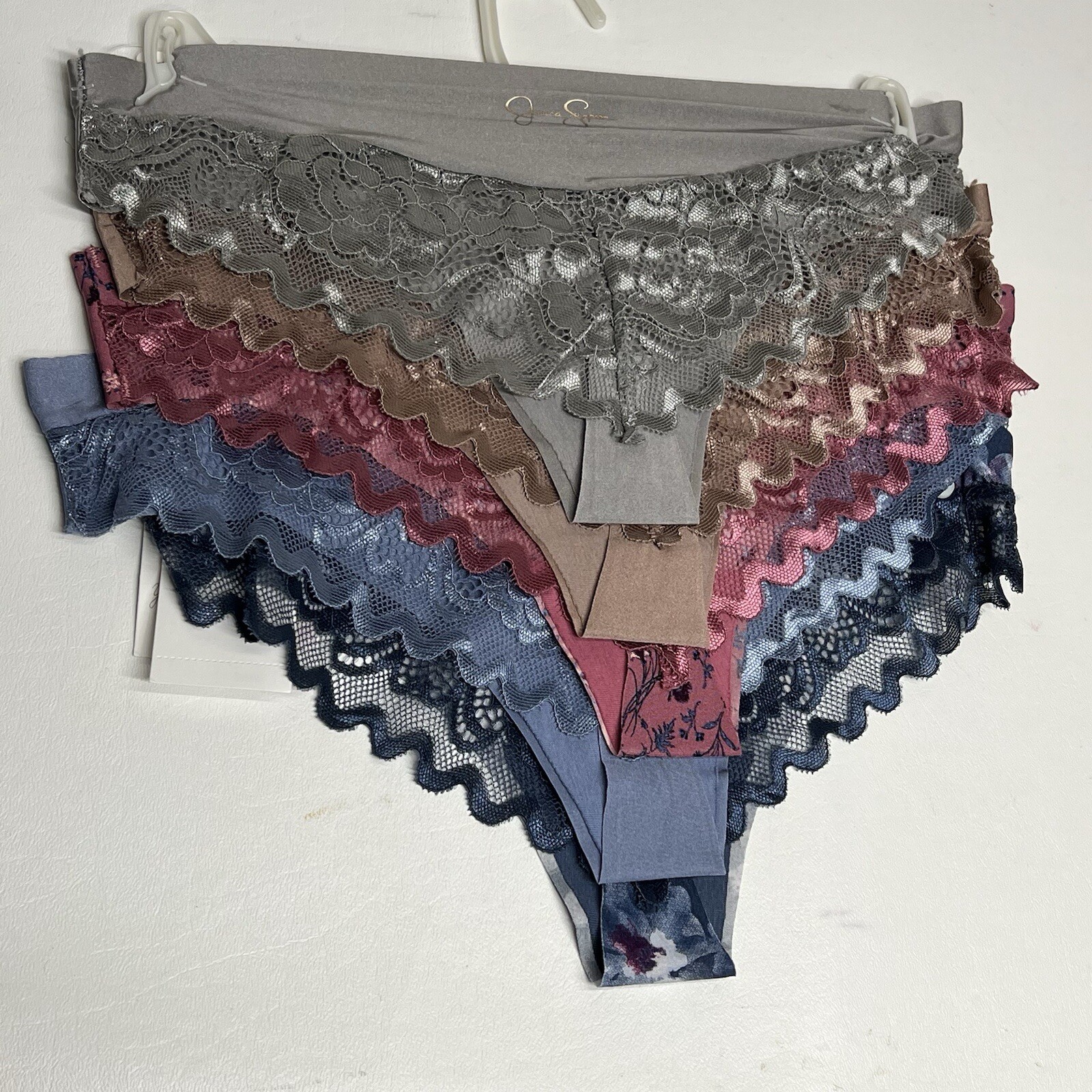 Jessica Simpson Woman’s Ultra Flirty Tanga Fit Lace Back Panties Size Smal