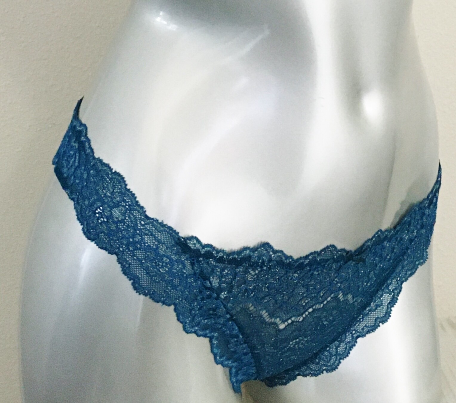 Victorias Secret Dream Angels Corded Lace Thong Panty Teal Star S Nwt