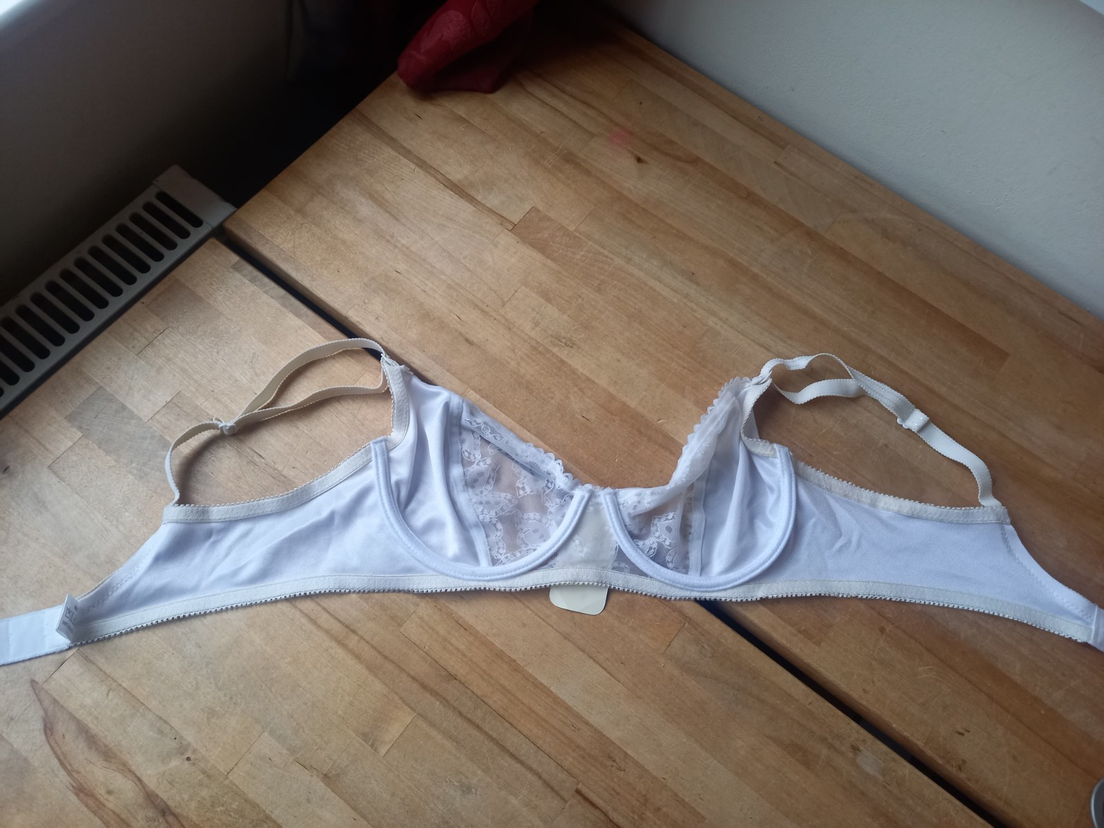 White Bra with Half Lace Cups Underwire Bra 34C BRAND NEW