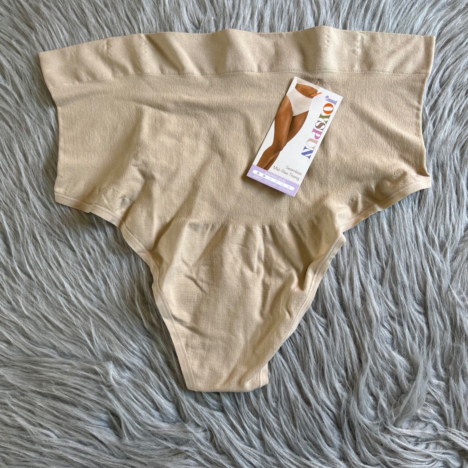 Joyspun Seamless Mid-Rise Thong Womens Size XXXL (22) Tan Shapewear Shaping