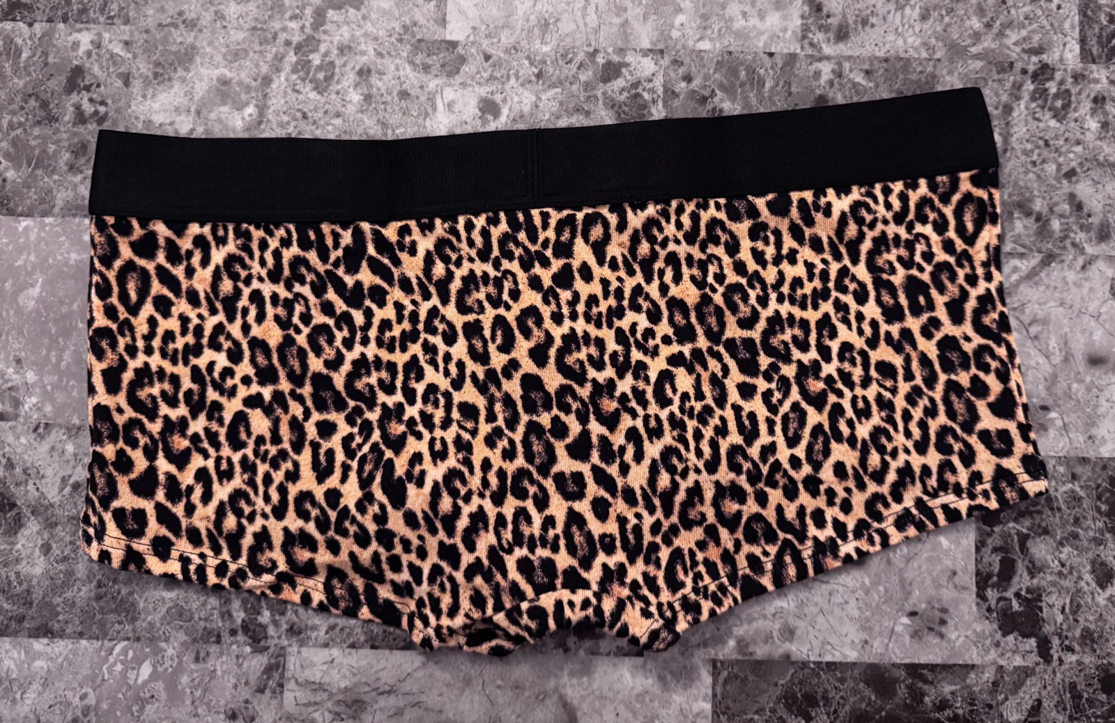 NWT VICTORIA’S SECRET LEOPARD RHINESTONE SHINE PATCH THICK BAND BOYSHORT PANTIES