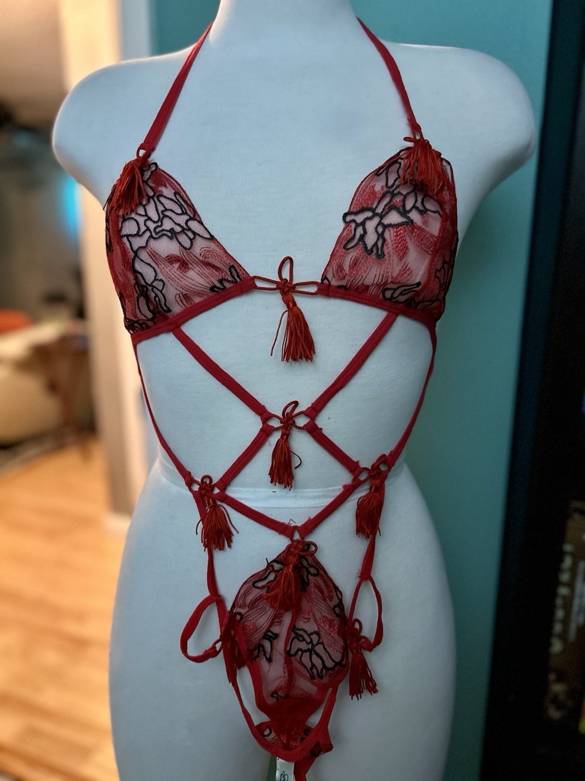 Selebritee: Asian style Red Bikini with Rope & Embroidery Medium AQL047 – New!