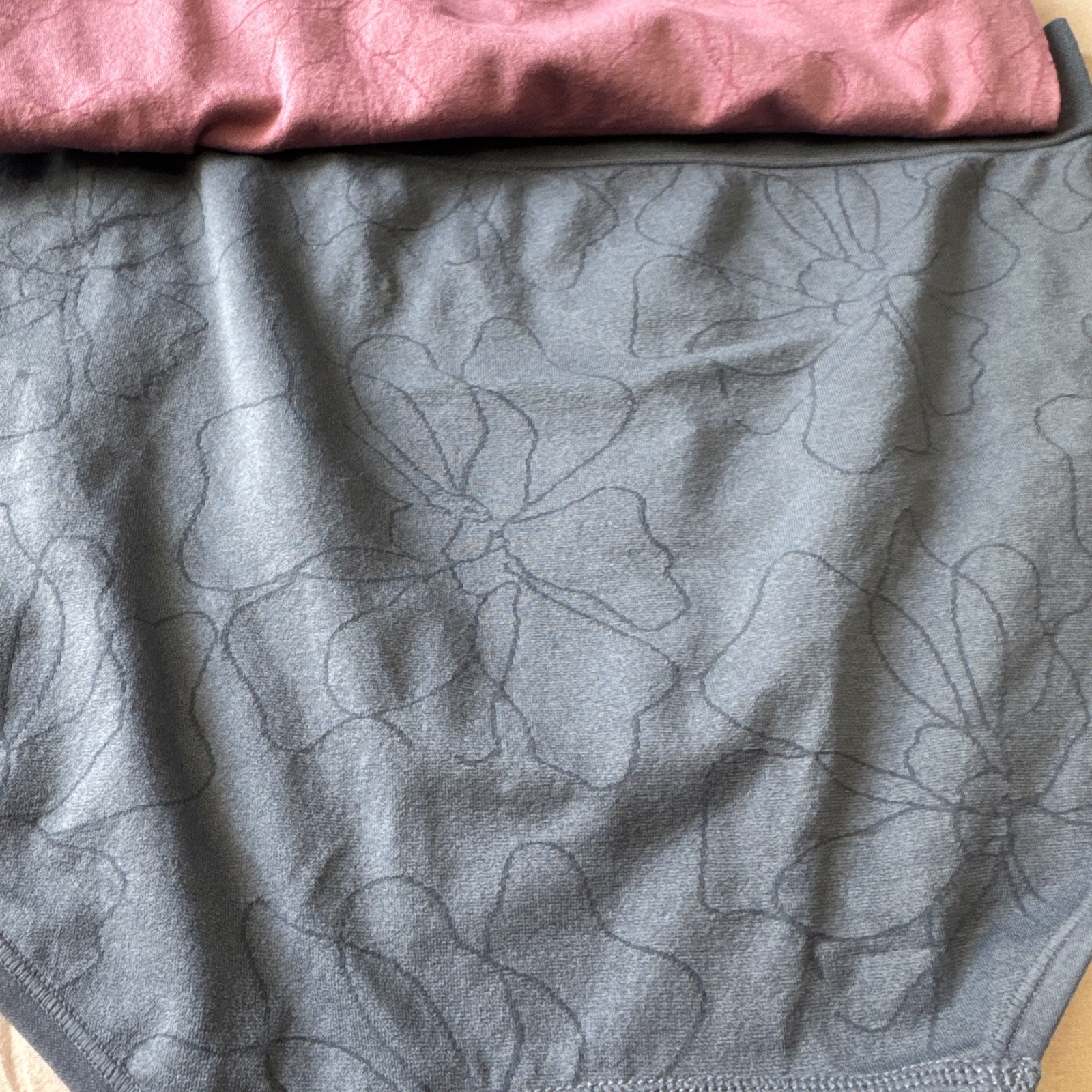 NWT Yummie Heather Thomson 2 Pack Seamless Briefs Panties Nylon Size Medium
