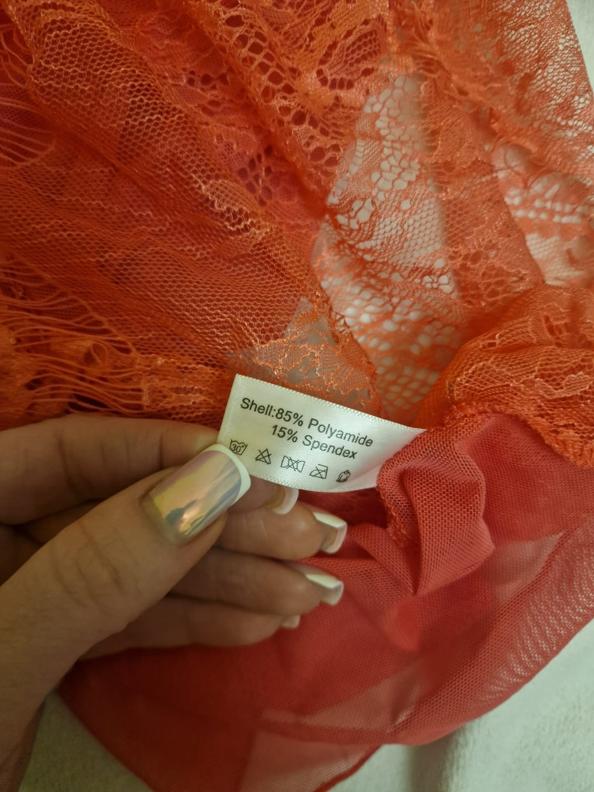 a beautiful nightgown with panties,lace,coral color,abjustable straps,size M