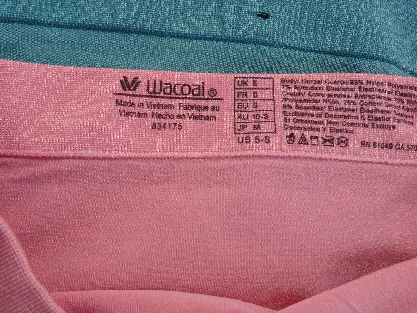 Wacoal 834175# B-Smooth Hi-Cut Brief 3-Pack Panties US Size S